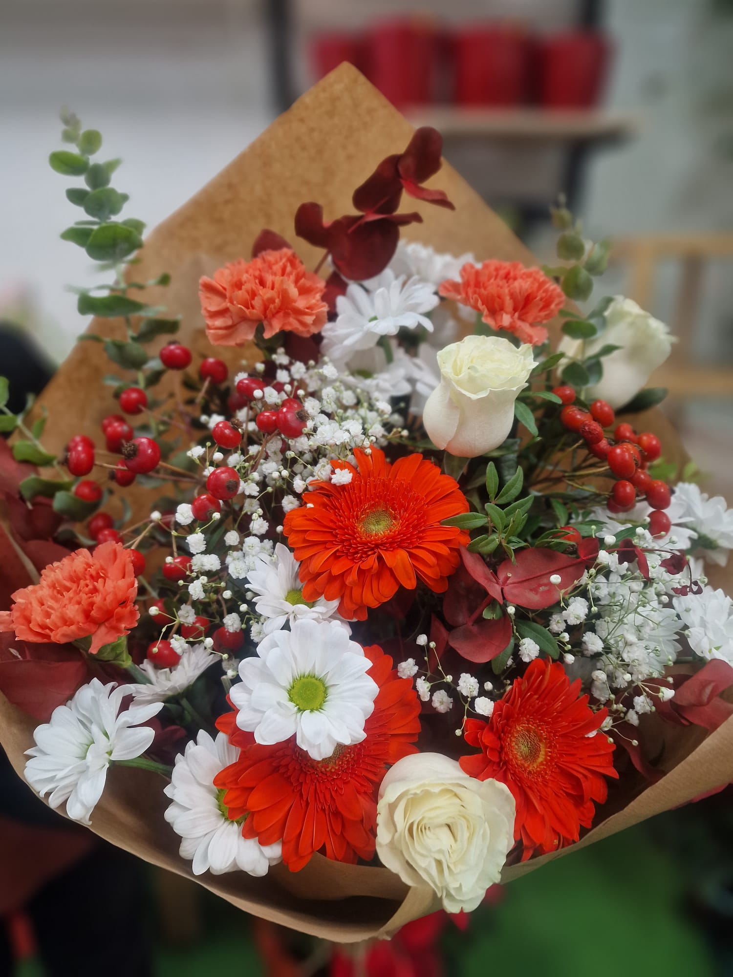 Ramo de Navidad con flores naturales en Badalona 🎄 Brisa de Invierno - Imagen 2